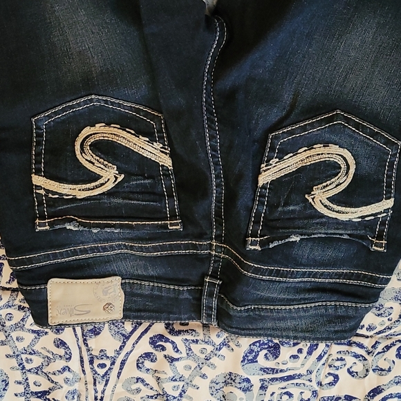 Sz. 29 Silver suki clam diggers (capris) - Picture 3 of 5